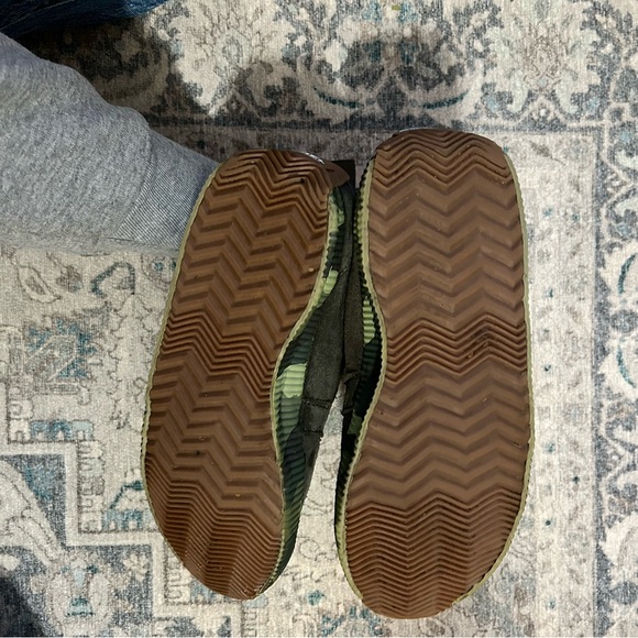 Out N about Mid Boot - Picture 6 of 9